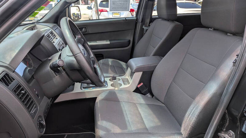 2011 Ford Escape XLT