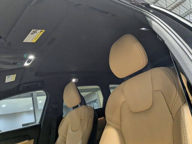 2018 Volvo V90 Cross Country T5