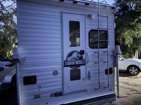 2013 Ford LANCE CAMPER 19