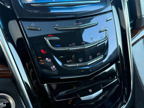 2016 Cadillac Escalade Luxury Collection