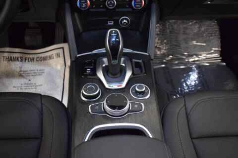 2021 Alfa Romeo Stelvio Sprint