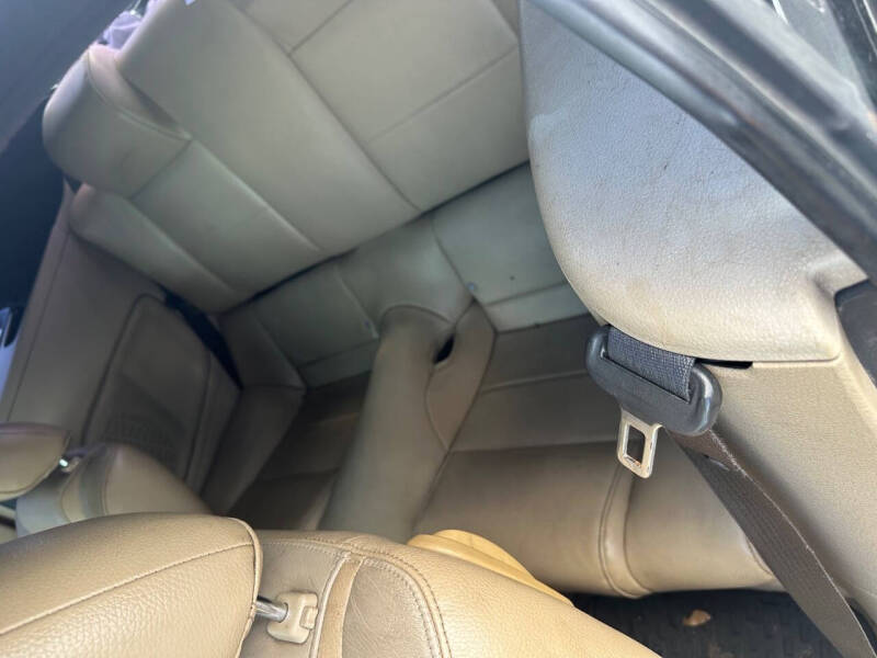 2005 Ford Mustang V6 Deluxe