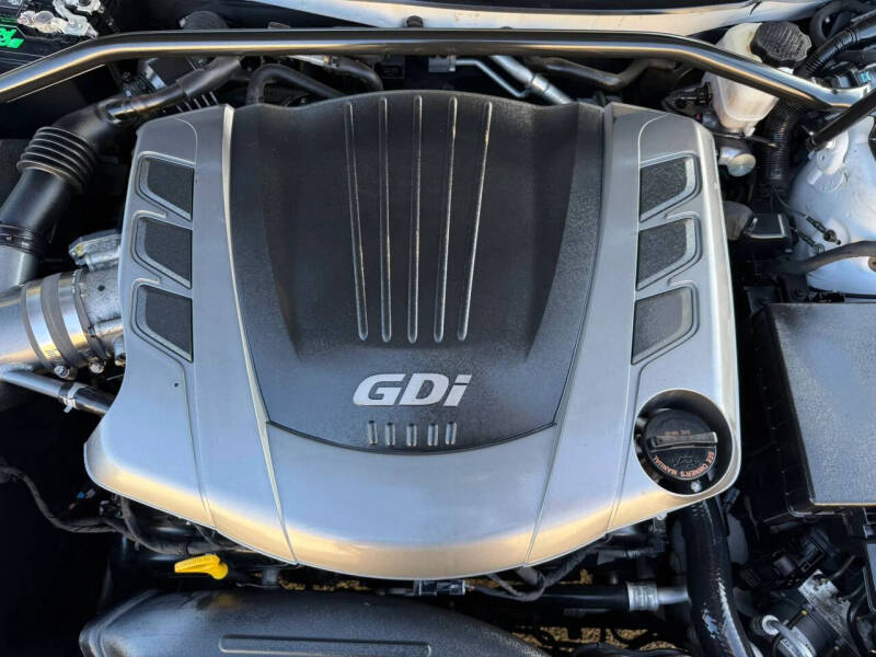 2016 Hyundai Genesis Coupe
