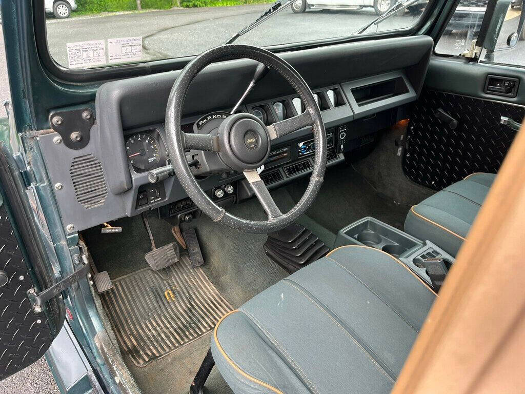 1994 Jeep Wrangler 25