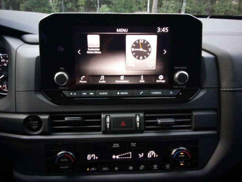 2025 Nissan Pathfinder S