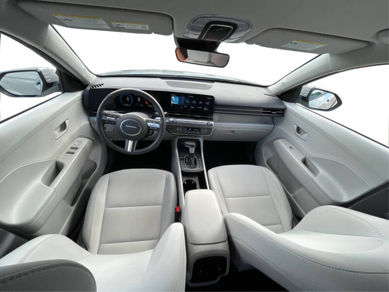 2025 Hyundai Kona SEL