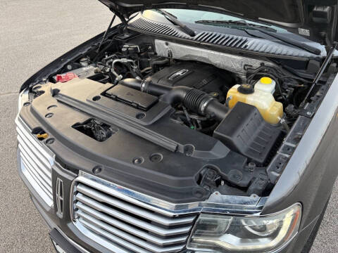 2016 Lincoln Navigator Select