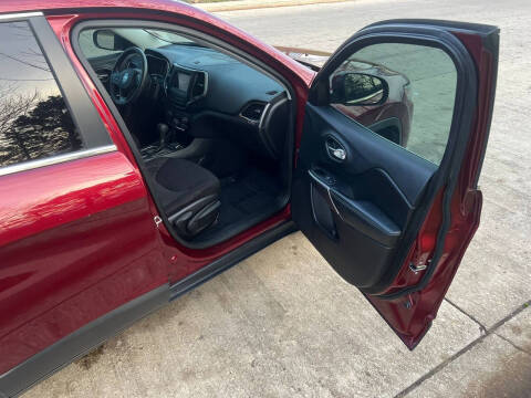 2019 Jeep Cherokee Latitude