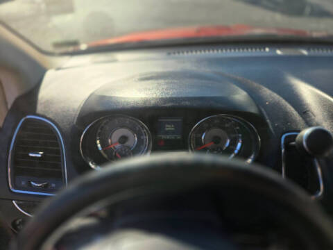 2013 Chrysler Town and Country Touring