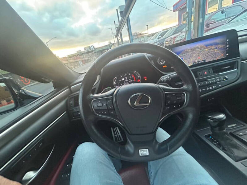 2022 Lexus ES 350 F SPORT