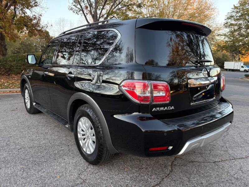 2017 Nissan Armada SV