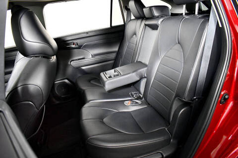 2020 Toyota Highlander Hybrid XLE