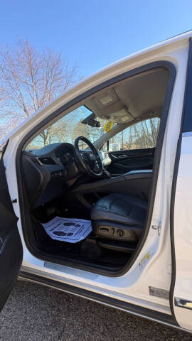 2020 Buick Enclave Essence