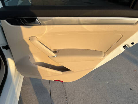 2017 Volkswagen Passat 1.8T S