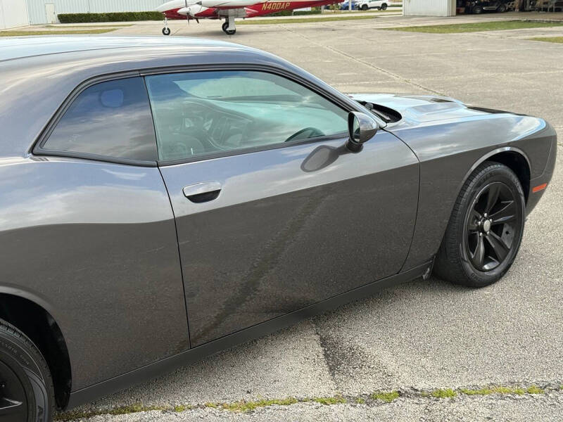 2018 Dodge Challenger SXT