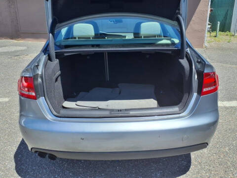 2011 Audi A4 2.0T quattro Premium Plus