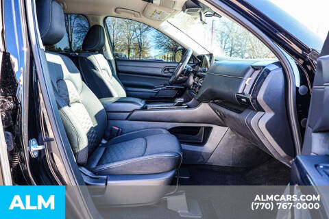 2023 Nissan Pathfinder SV