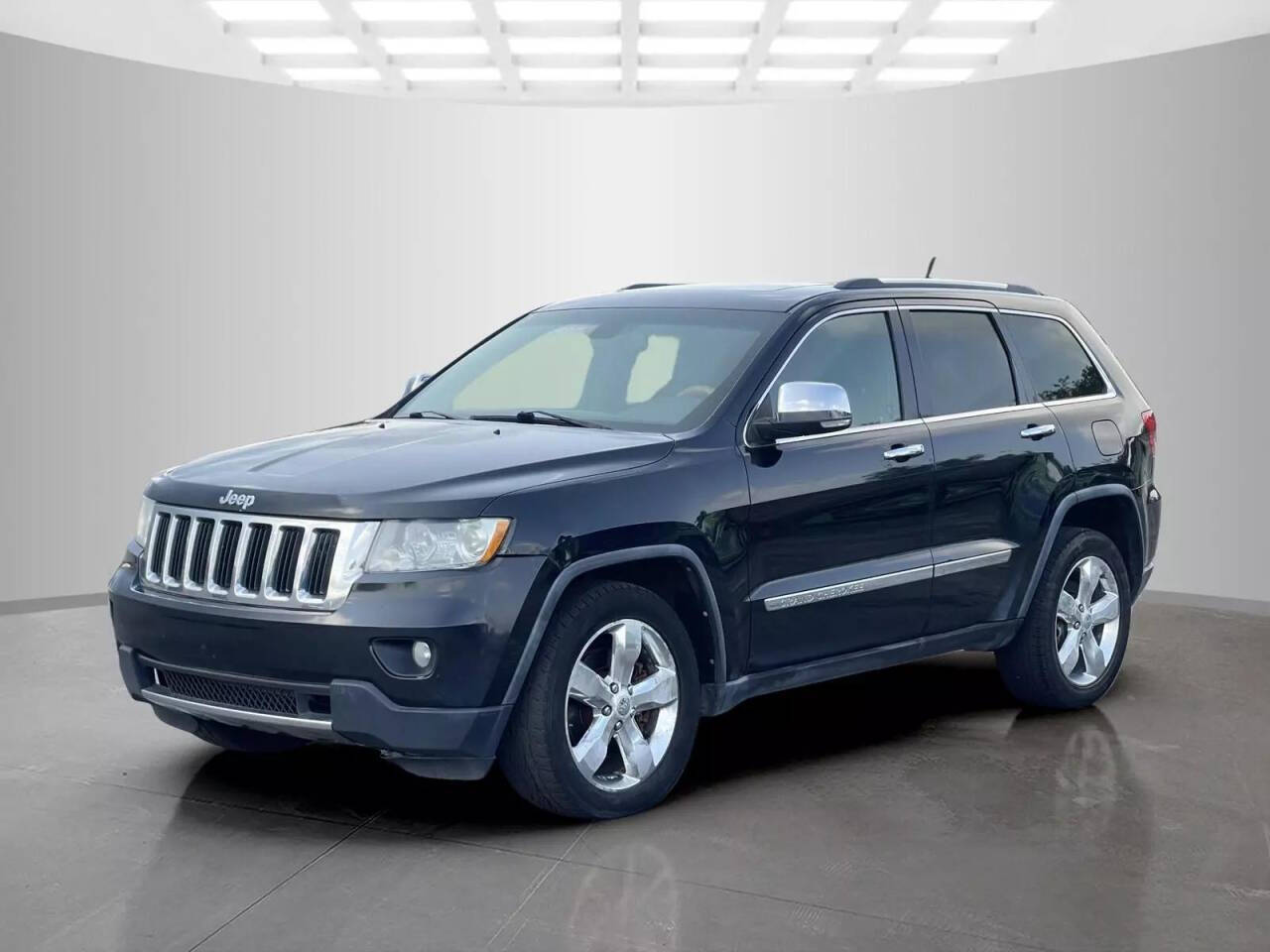 2011 Jeep Grand Cherokee for sale at Used Cars Toledo in Oregon, OH