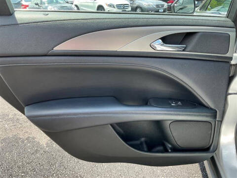 2017 Lincoln MKZ Premiere