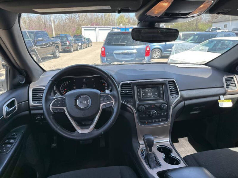 2017 Jeep Grand Cherokee Laredo