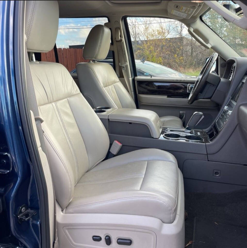 2017 Lincoln Navigator for sale at CROWN AUTOPLEX LLC in Saint Charles, MO