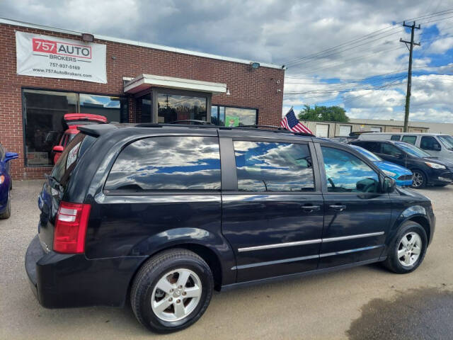 2010 Dodge Grand Caravan for sale at 757 Auto Brokers in Norfolk, VA