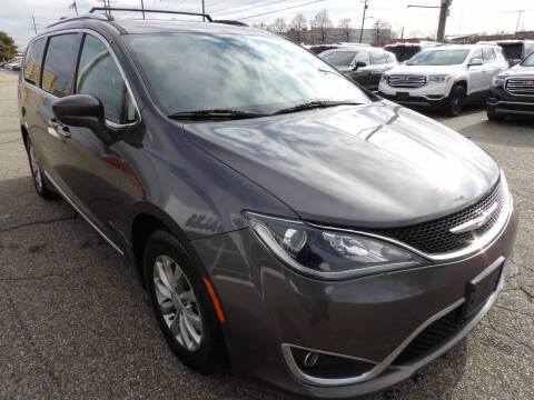 2018 Chrysler Pacifica Touring L