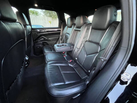 2012 Porsche Cayenne S