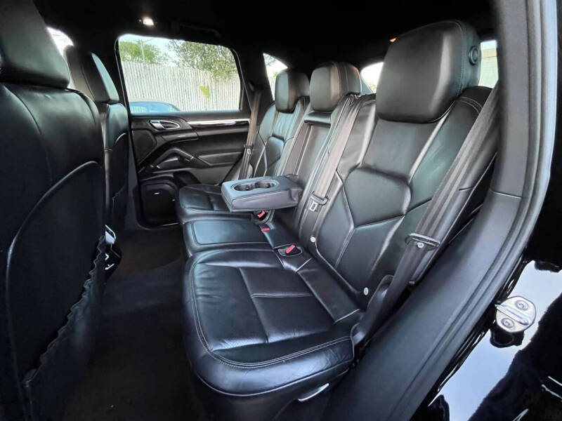 2012 Porsche Cayenne S