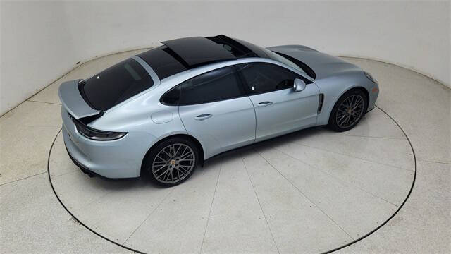 2023 Porsche Panamera Platinum Edition