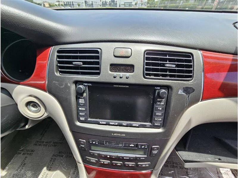 2004 Lexus ES 330