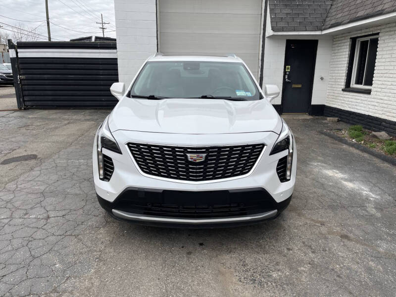 2019 Cadillac XT4 Premium Luxury