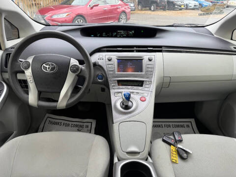 2014 Toyota Prius Five
