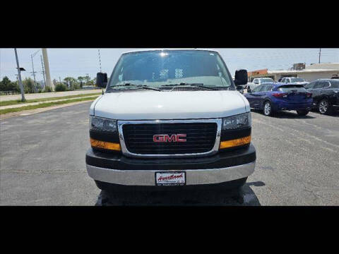 2023 GMC Savana 2500