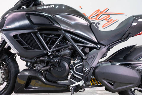 2011 Ducati Diavel