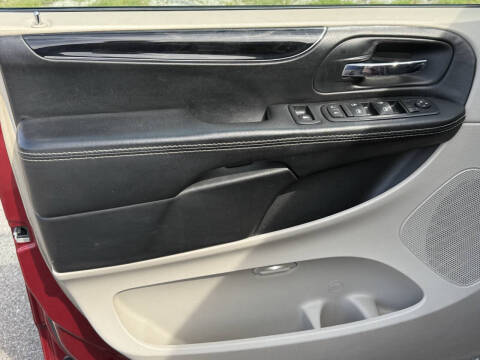 2015 Dodge Grand Caravan SXT Plus