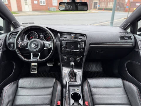 2015 Volkswagen Golf GTI SE