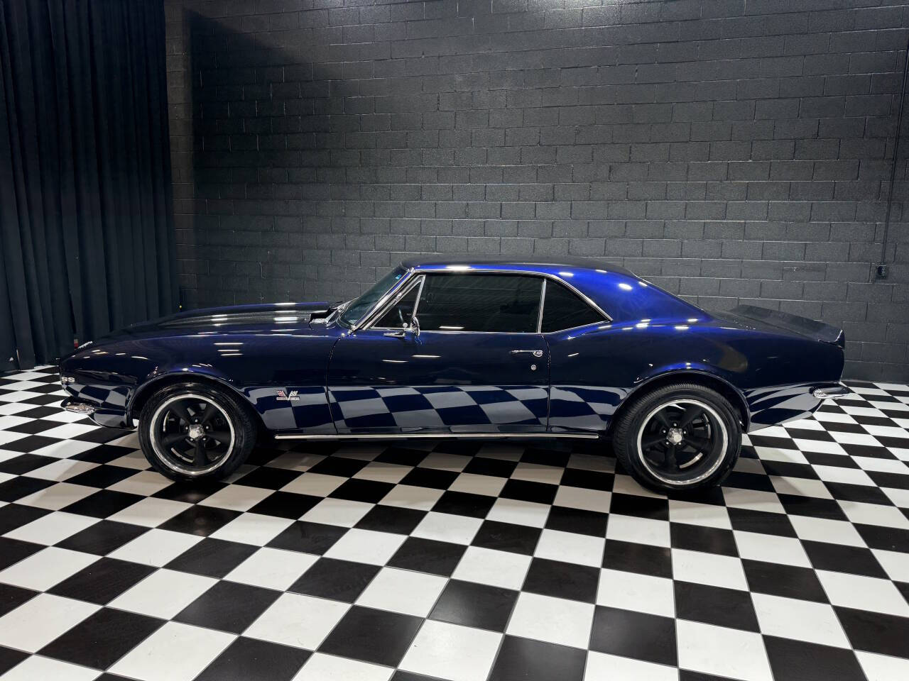 1967 Chevrolet Camaro 10
