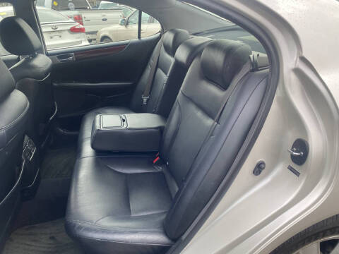 2005 Lexus ES 330