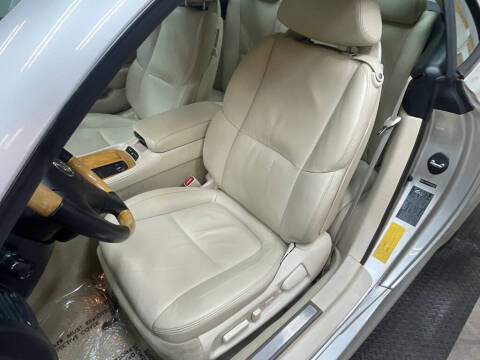 2004 Lexus SC 430