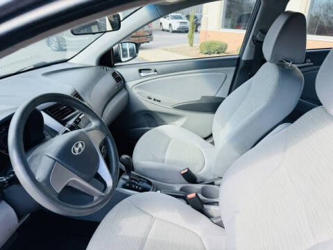 2016 Hyundai Accent SE