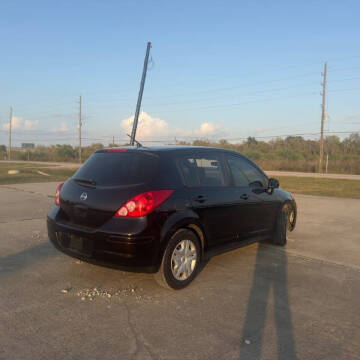 2011 Nissan Versa 1.8 S