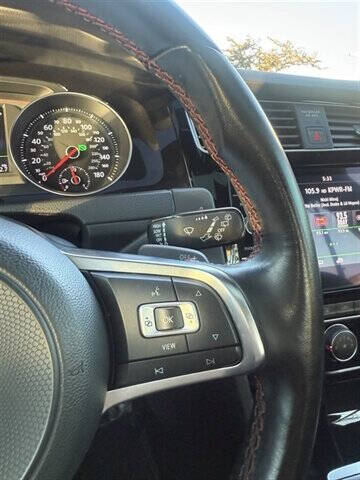 2019 Volkswagen Golf GTI S