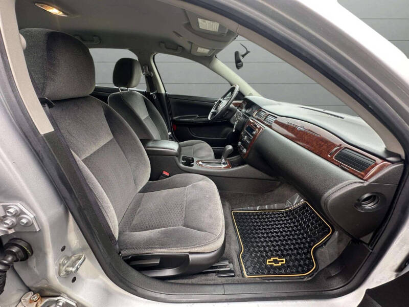 2011 Chevrolet Impala LT