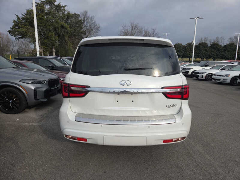 2018 Infiniti QX80