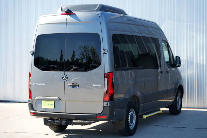 2024 Mercedes-Benz Sprinter 2500