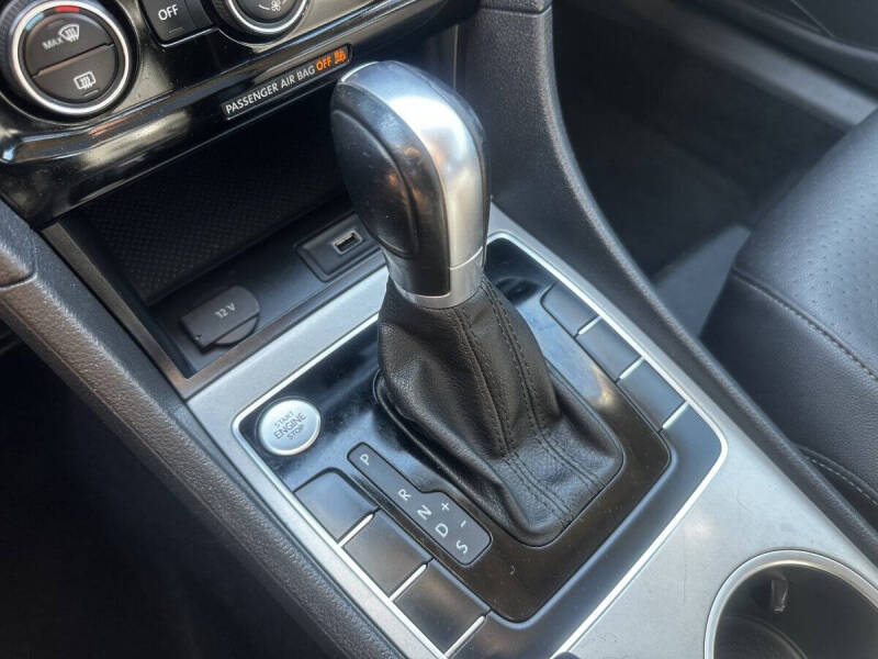 2021 Volkswagen Passat SE