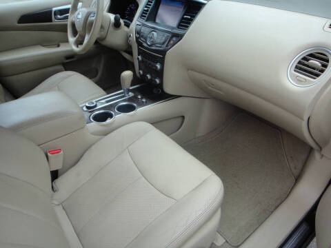 2013 Nissan Pathfinder Platinum