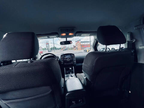 2012 Nissan Pathfinder SV