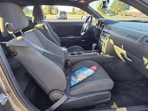 2012 Dodge Challenger SXT